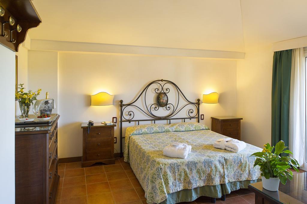 Fattoria La Principina Hotel & Congress Principina Terra Exterior photo